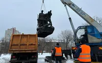 Soviet monument "Tarashchanets" dismantled in Kyiv 