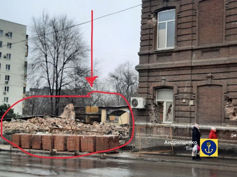 Заметают следы: россияне в оккупированном Мариуполе демонтируют главный застенок