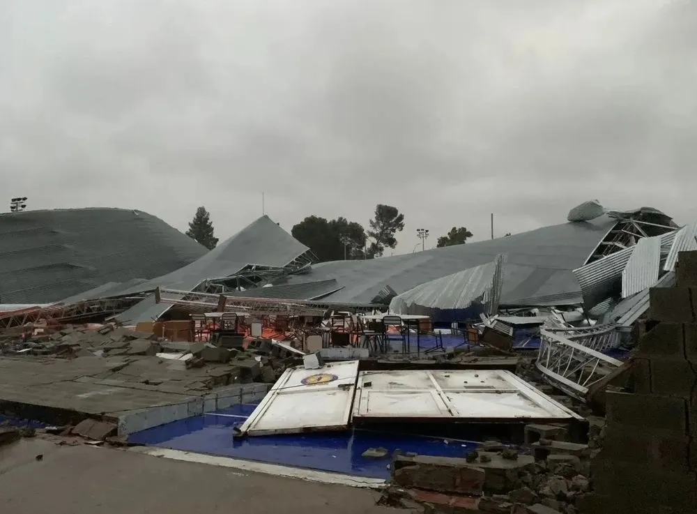 a-roof-collapses-at-a-sports-club-in-argentina-due-to-a-hurricane-killing-13-people