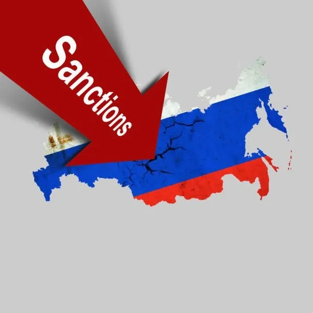 ЄС ухвалив 12-й пакет санкцій проти росії за агресію в Україні: кого та коли торкнуться обмеження