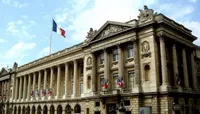 У Франції досягли угоди щодо посилення законопроекту про імміграцію