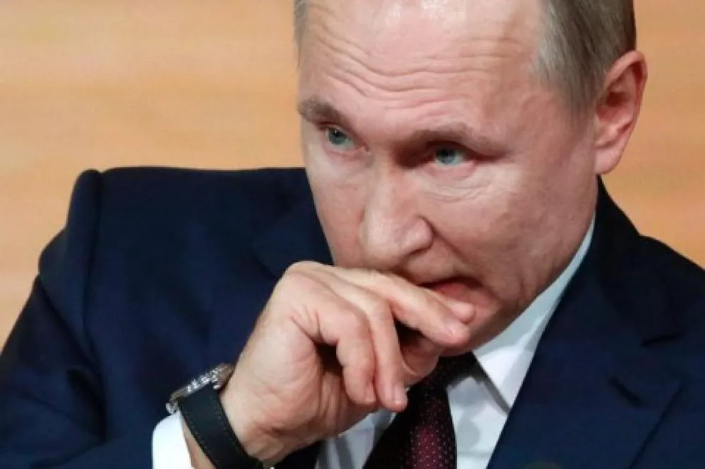 Putin's image has become too depressing, so Russian propaganda makes him "cheerful" - intelligence