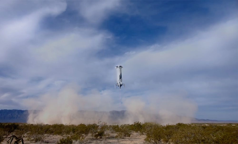 Вперше за 15 місяців: Blue Origin Джеффа Безоса успішно запустила ракету New Shepard