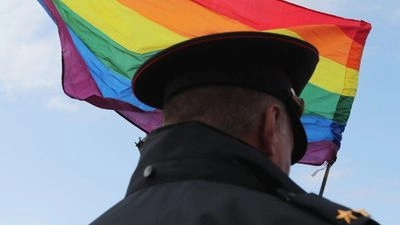moscow court fines TV channel for 'LGBT propaganda' in ten-year-old clip
