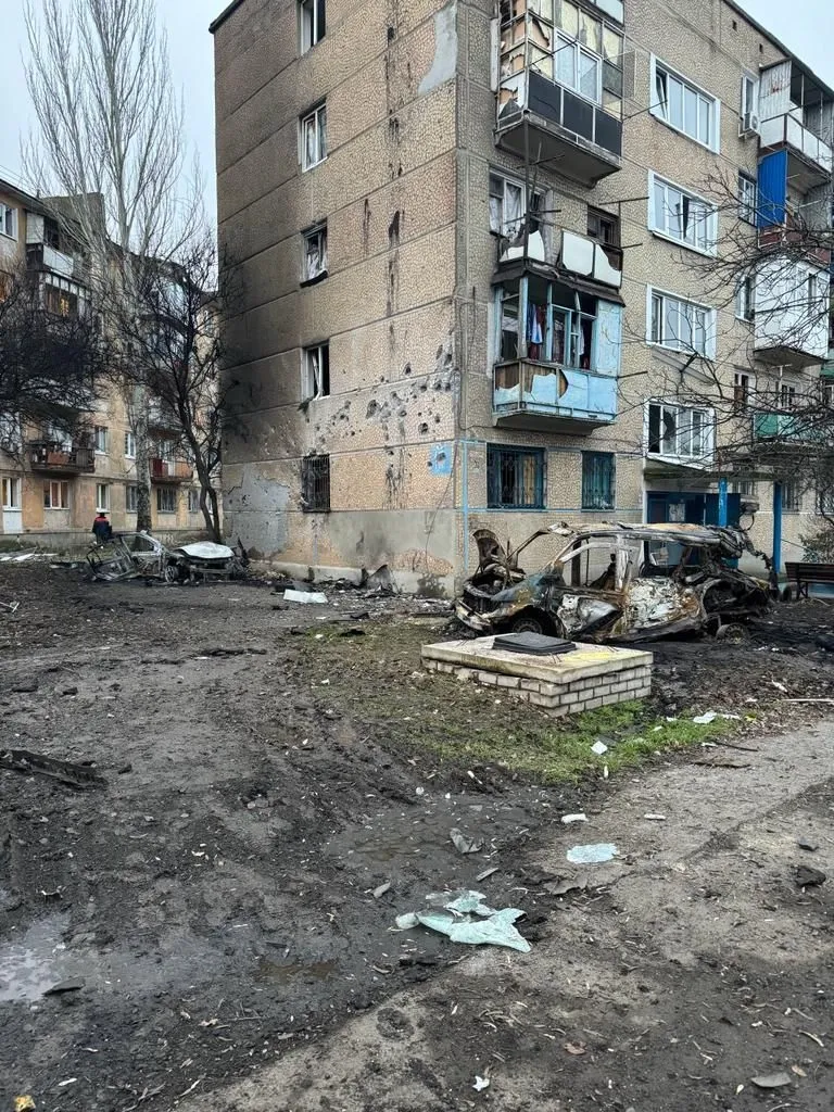 sporadic-hostile-attacks-on-avdiivka-in-donetsk-region-high-rise-buildings-damaged-in-toretsk