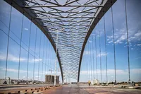Завысил расходы при строительстве Подольского моста на 24 млн грн: и.о. директора коммунального предприятия сообщили о подозрении