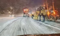 Сильный снегопад ограничил движение крупногабаритного транспорта на Львовщине