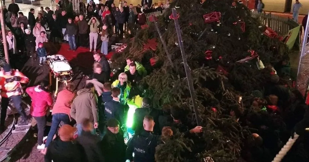 a-woman-dies-and-two-other-people-are-injured-as-a-result-of-a-christmas-tree-fall-in-belgium