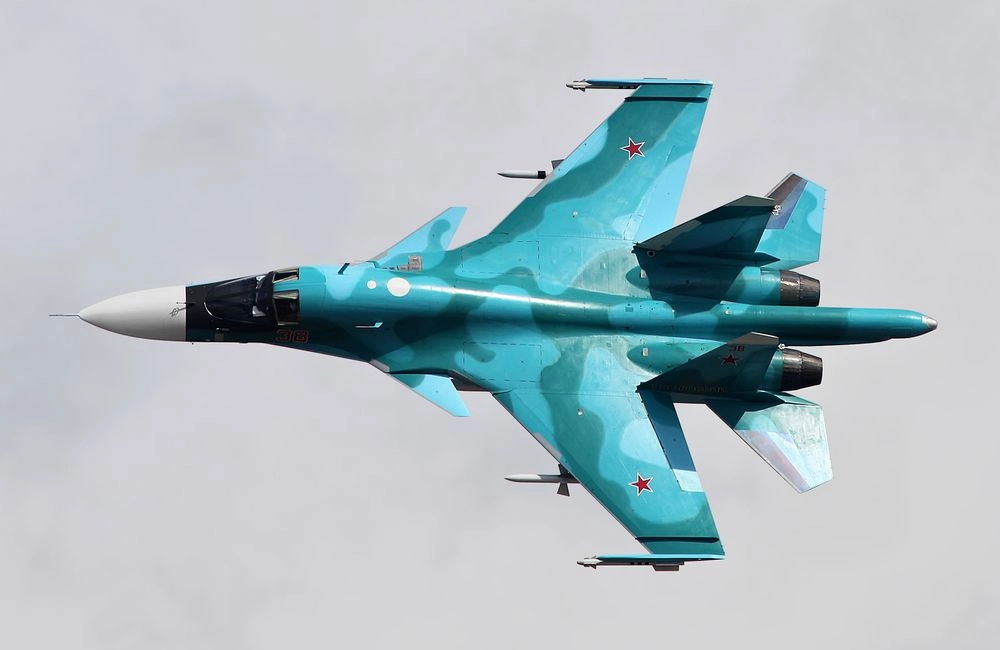 Силы ПВО сбили три российских истребителя Су-34 на Южном направлении - Олещук
