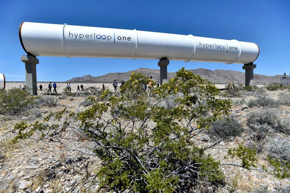 Компания по строительству скоростных тоннелей Hyperloop One закрывается и увольняет сотрудников - Bloomberg