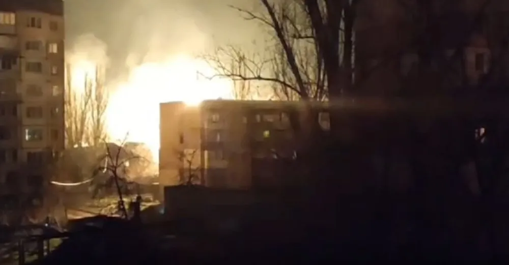 Fire on gas network in Kherson due to russian shelling