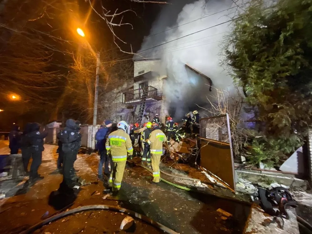 explosion-in-a-private-house-in-lviv-people-may-be-under-the-rubble