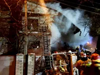 Взрыв во Львове: под завалами обнаружили тело женщины