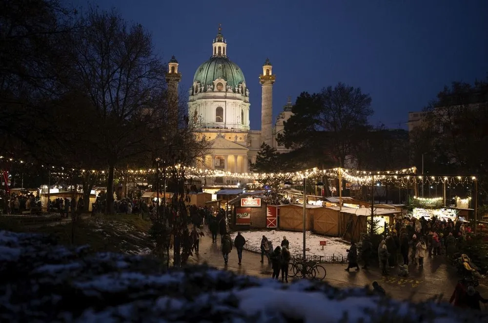 austria-steps-up-anti-terrorism-security-measures-for-christmas