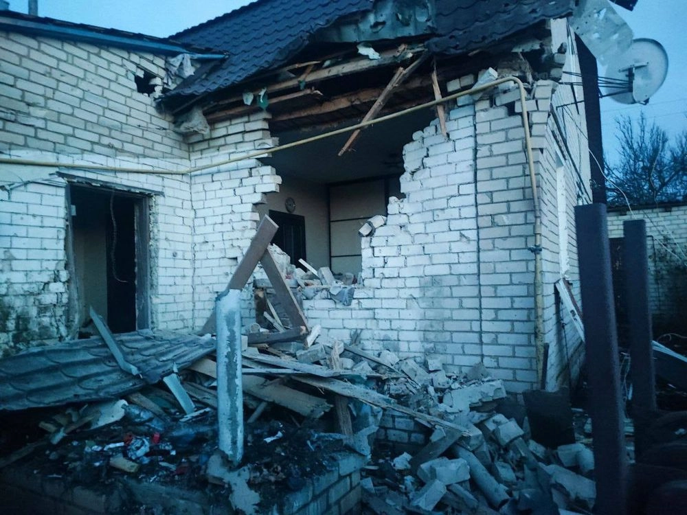 Оккупанты обстреляли село Подсреднее на Харьковщине: два человека получили ранения