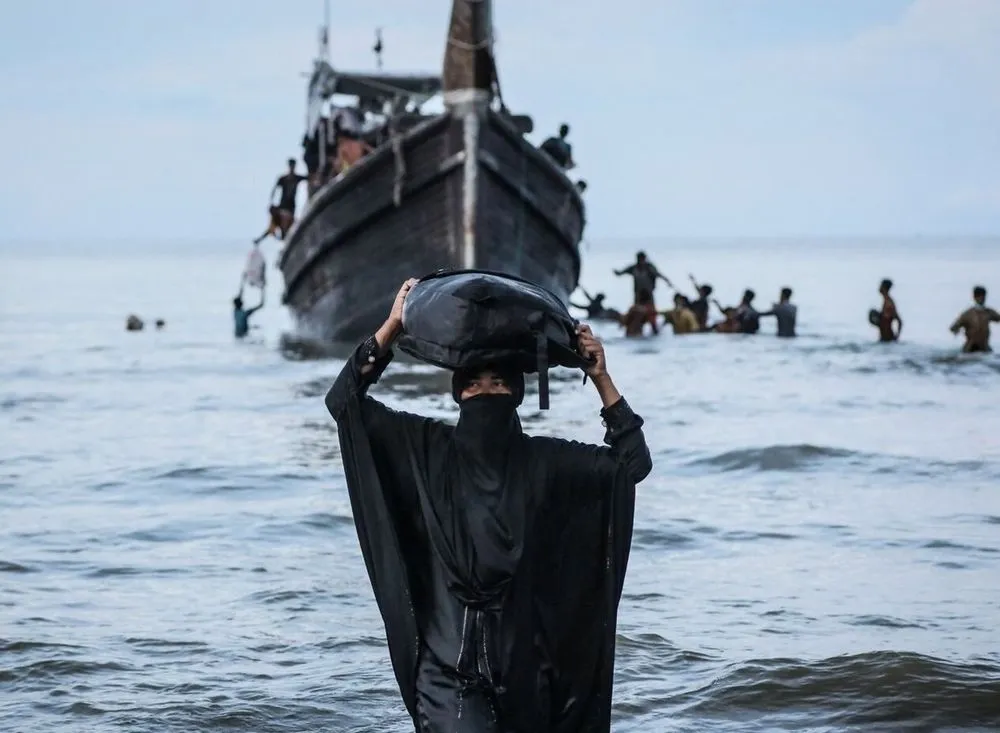 un-calls-for-rescue-of-185-rohingya-refugees-adrift-in-indian-ocean