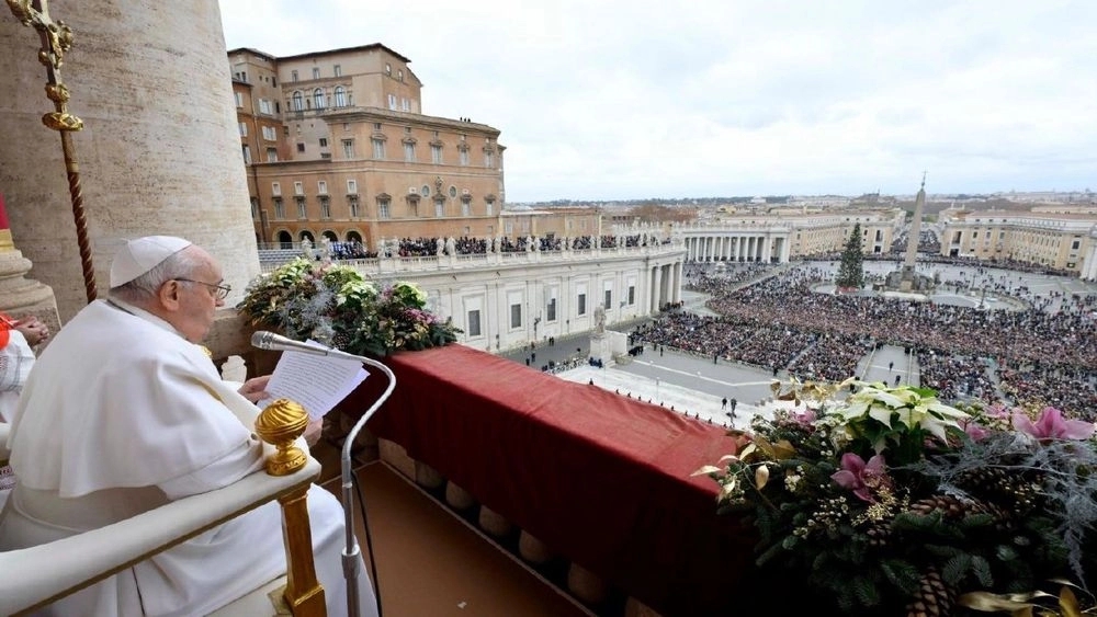 Папа Франциск в рождественском послании просил мира для Украины