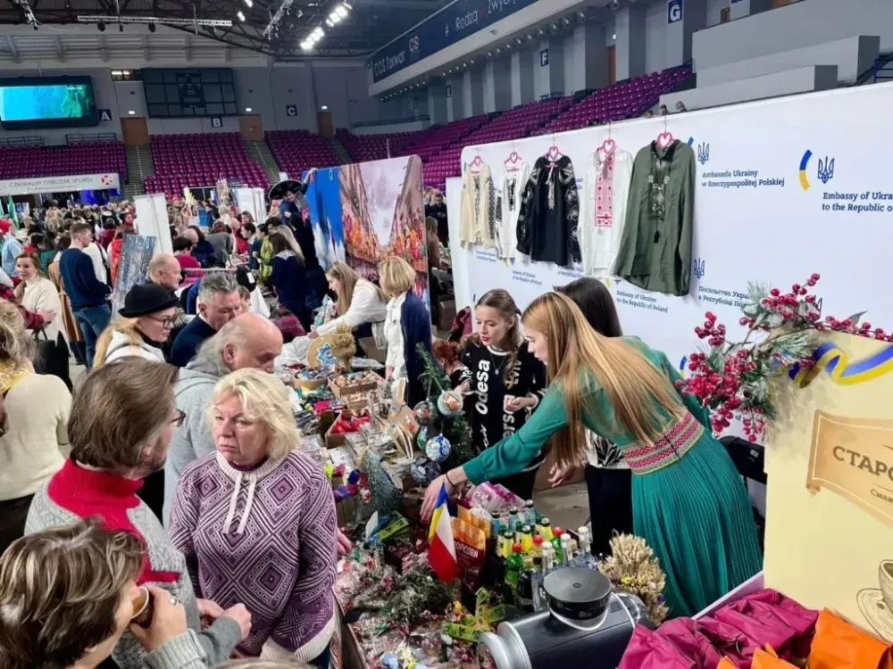 christmas-with-ukraine-ukrainians-organized-charity-fairs-to-support-the-armed-forces-in-11-european-countries