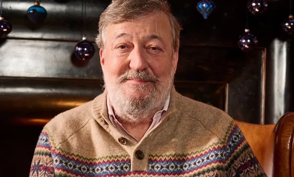 Stephen Fry calls on UK citizens to speak out against anti-Semitism