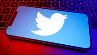 Twitter нарушил контракт, не выплатив миллионные бонусы - Reuters