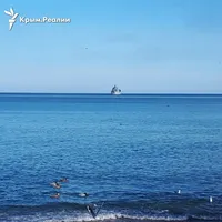 A few hours after Ukraine's strike on the Novocherkassk: two Russian ships left Feodosia Bay