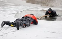 В течение декабря один ребенок и 29 взрослых погибли, провалившись под лед