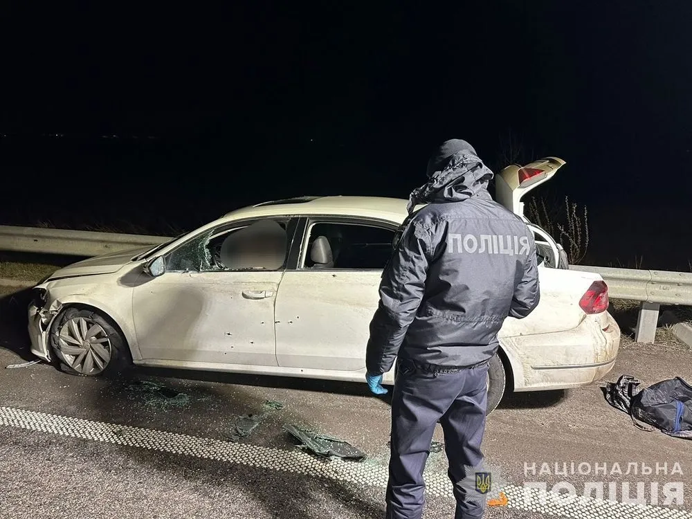 A man wearing a balaclava shoots at a car in Dnipropetrovs'k region: the driver is killed, a special police operation is launched