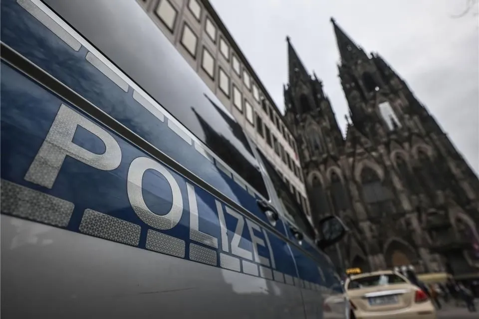 Islamist group allegedly planned attack on Cologne Cathedral in Germany: Tajik suspect taken into custody in Wesel