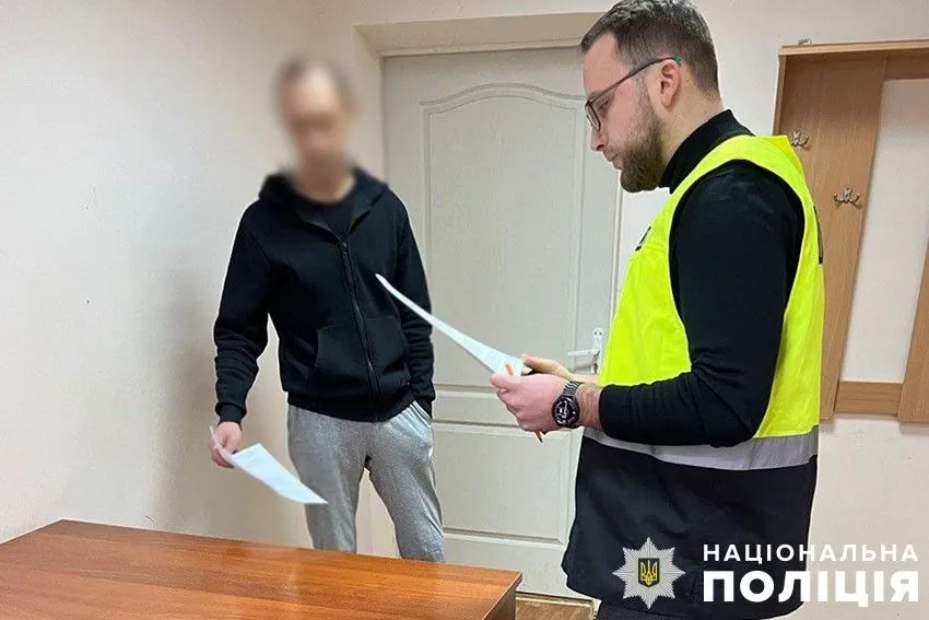 kyiv-exposes-pseudo-employee-of-the-sfs-who-promised-smuggler-to-return-confiscated-goods-for-dollar100-thousand