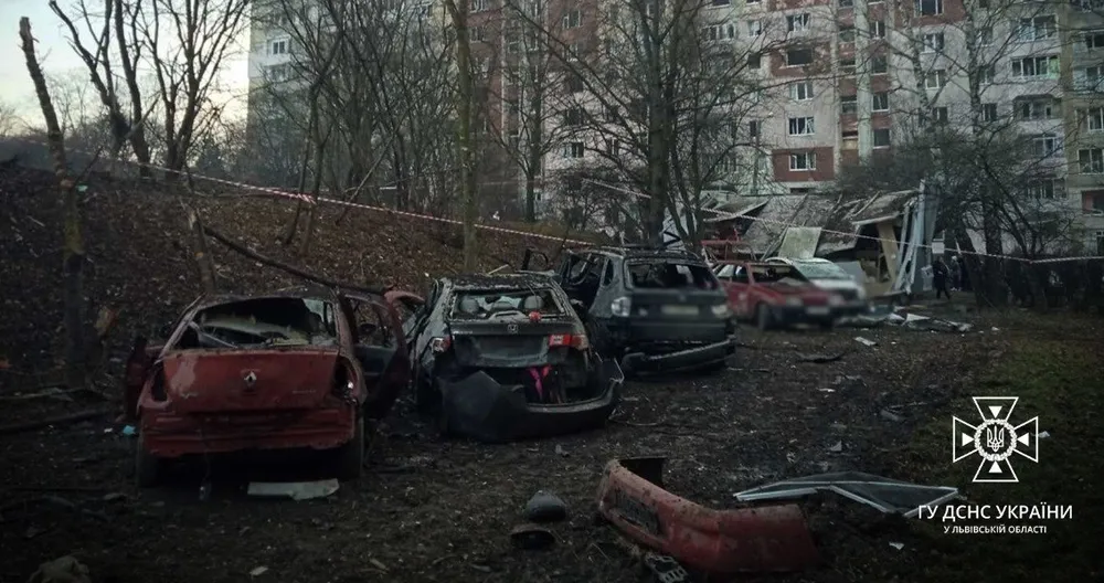 russias-night-attack-on-ukraine-lviv-region-attacked-by-14-shaheds