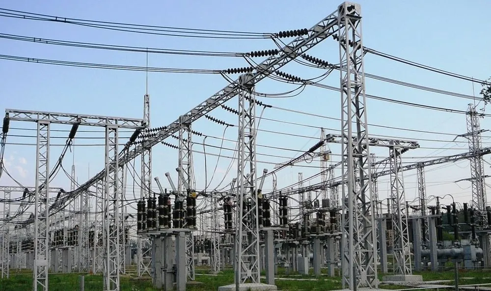 power-engineers-restore-power-supply-in-kyiv-and-dnipropetrovsk-regions-but-still-await-permission-from-the-state-emergency-service-to-repair-in-odesa