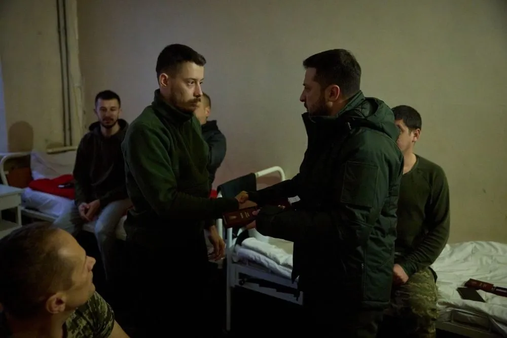 Thank you for fighting so hard: Zelensky visits wounded soldiers in Donetsk region