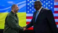 Глава Пентагона и министр обороны Украины пообщались по телефону