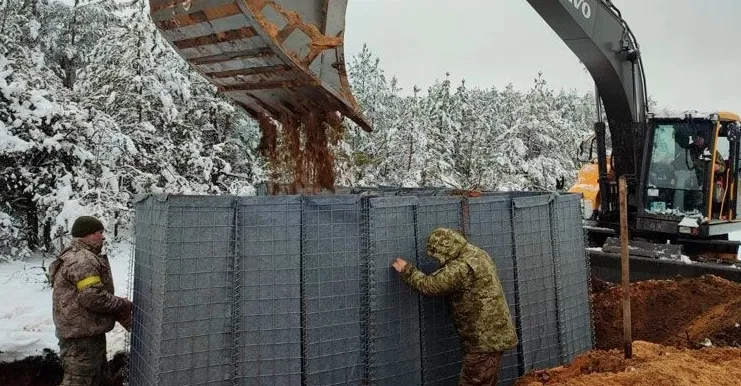 Кабмін ухвалив новий підхід до будівництва фортифікаційних споруд: про що йдеться 