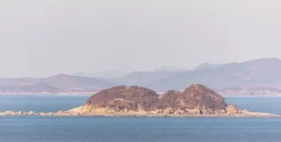 South Korea evacuates residents of Yeonpyeong Island due to possible military provocation by the DPRK