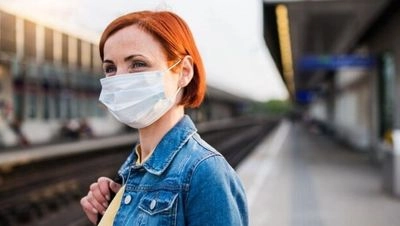 ВООЗ закликала знову носити маски та робити щеплення через зростання захворюваності COVID-19