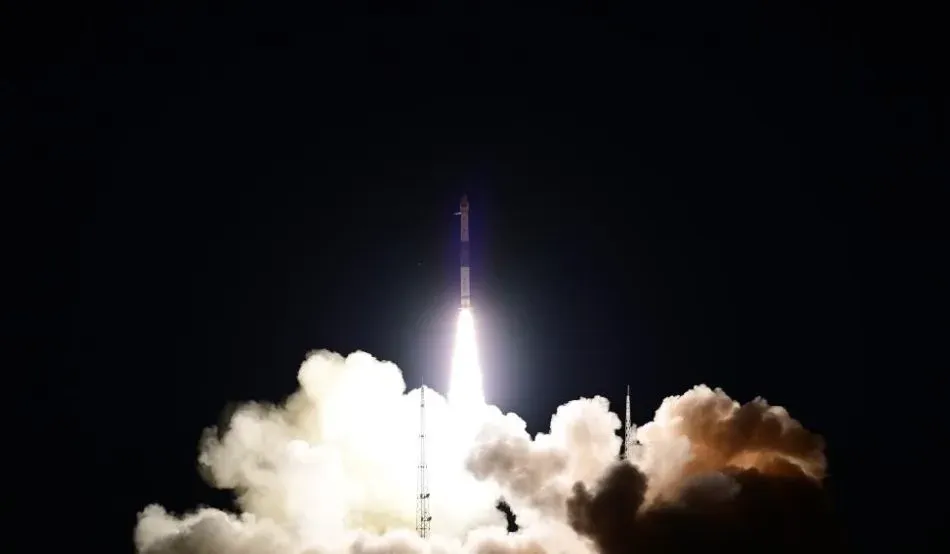 Китай запустил в космос четыре метеорологических спутника