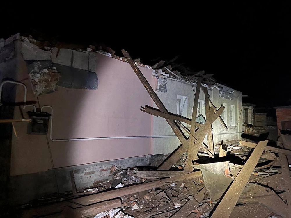 На Харківщині окупанти обстріляли понад 15 населених пунктів: пошкоджено ліцей, є постраждала