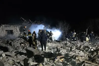 рф вдарила ракетами С-300 по Покровському району: 11 загиблих, у тому числі 5 дітей 
