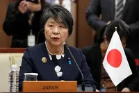 Визит главы МИД Японии в Киев: Япония пообещала продолжать поддержку Украины