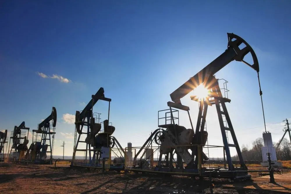 Нефть подешевела на фоне снижения цен в Саудовской Аравии