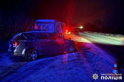 An accident in Khmelnytsky region: a woman is killed and two children are injured