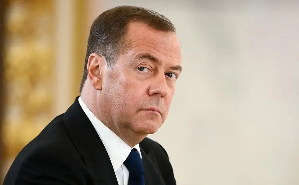 Медведев заговорил о "майдане" в Берлине на фоне забастовок фермеров