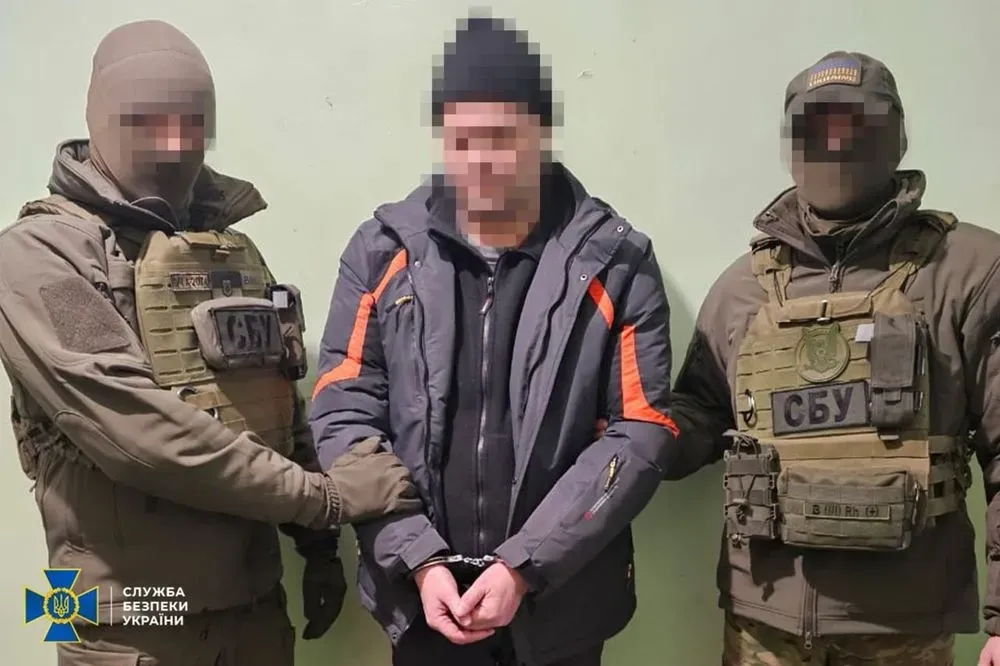 "Hunting" for defense plants: Russian military intelligence agent detained in Zaporizhzhia