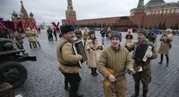 Більшість росіян розцінюють війну в Україні як захист від Заходу – опитування