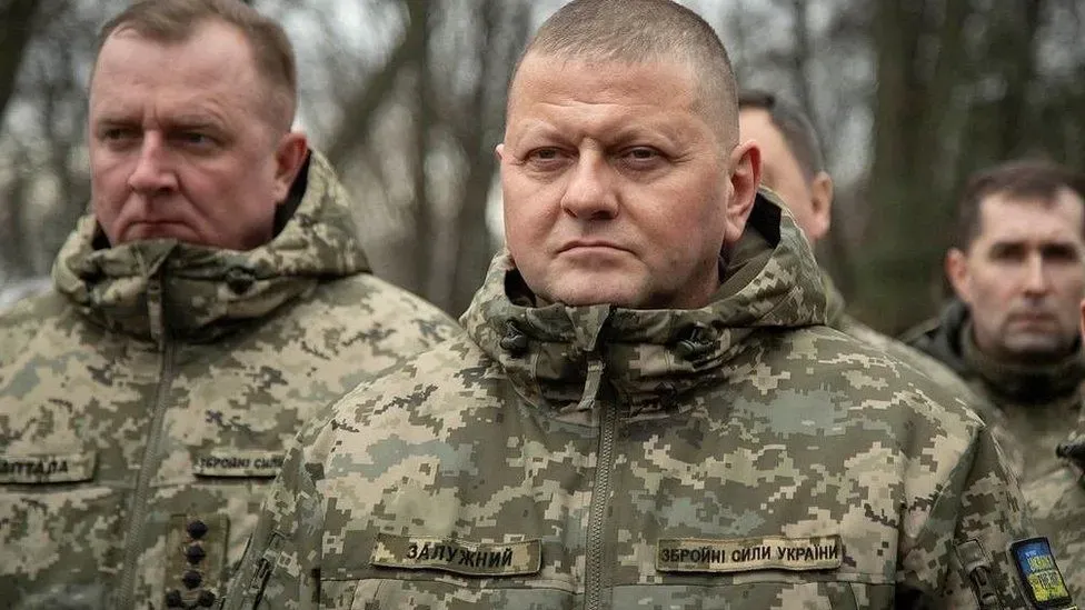 Zaluzhnyi met with brigade commanders holding the line in Kupyansk