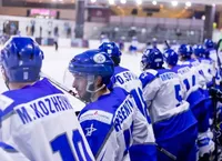 Национальная сборная команда Израиля по хоккею с шайбой отстранена от участия в международных соревнованиях