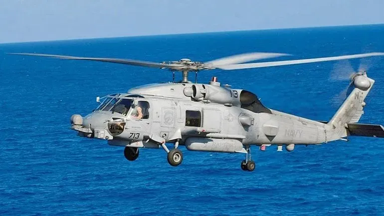 Вертолет ВМС США упал в залив Сан-Диего во время выполнения планового задания