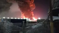 Russia is on fire: fire engulfs Wildberries warehouse