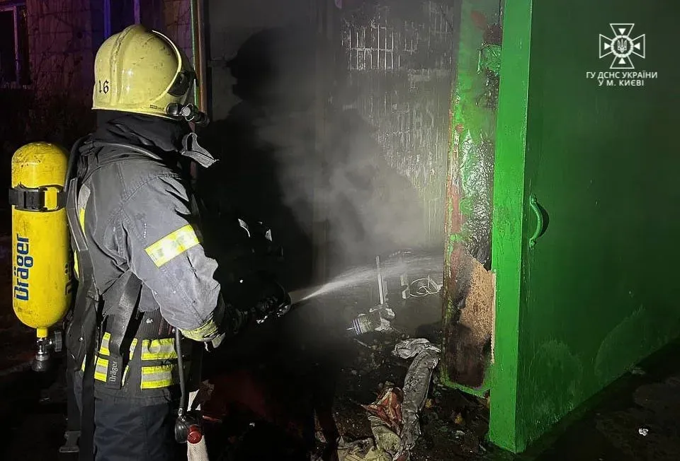 Bodies of two people found in a high-rise garbage bin in Kyiv during a fire